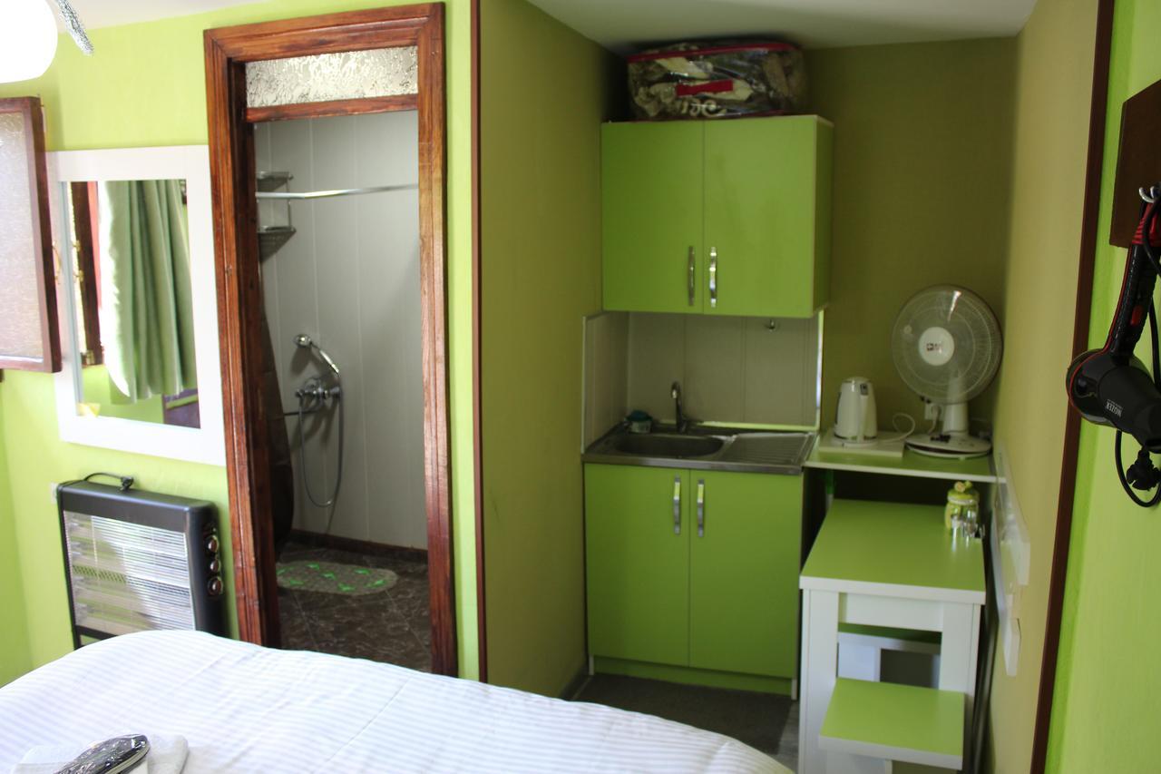 Salome Guest House Mestia Ngoại thất bức ảnh